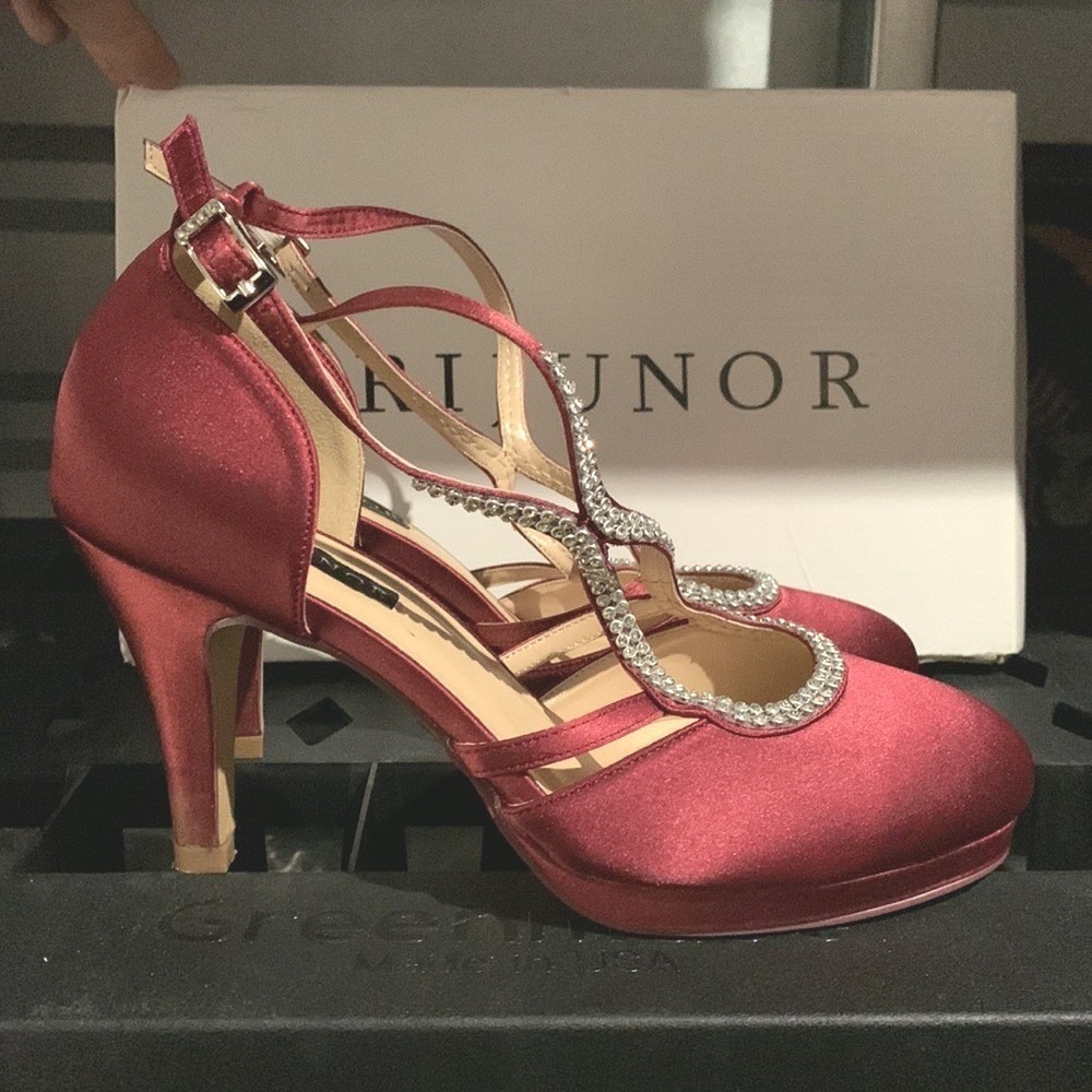 Erijunor Strappy Rhinestone Platform Pumps Womens 5 Burgundy Evening Wedding NWT